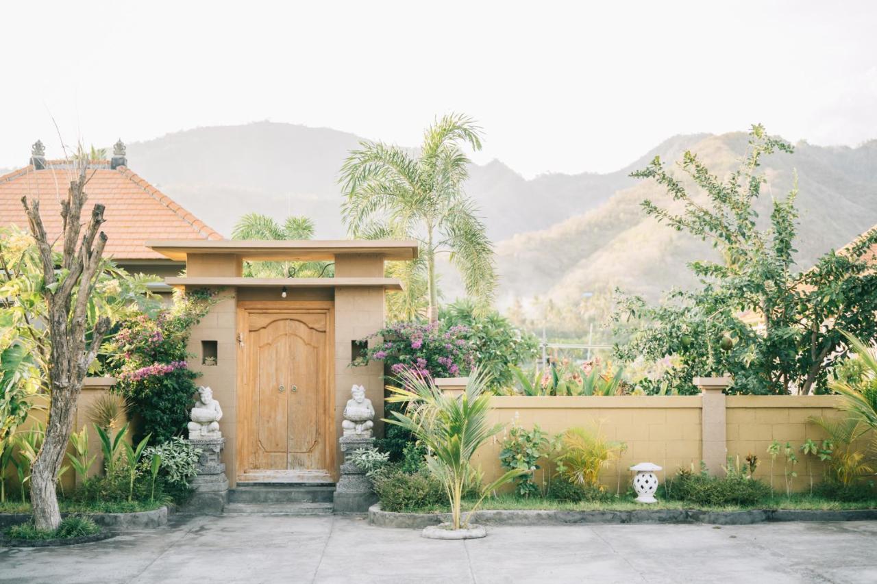 Damar Sanjaya Uttama Villa อาเม็ด ภายนอก รูปภาพ