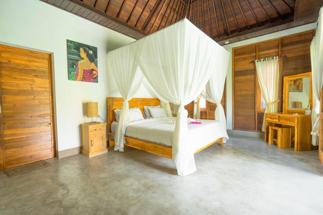 Damar Sanjaya Uttama Villa อาเม็ด ภายนอก รูปภาพ