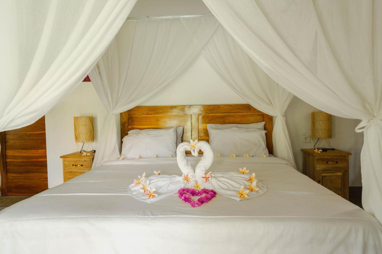 Damar Sanjaya Uttama Villa อาเม็ด ภายนอก รูปภาพ