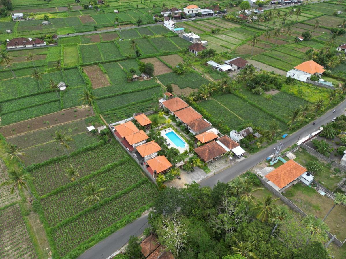 Damar Sanjaya Uttama Villa อาเม็ด ภายนอก รูปภาพ