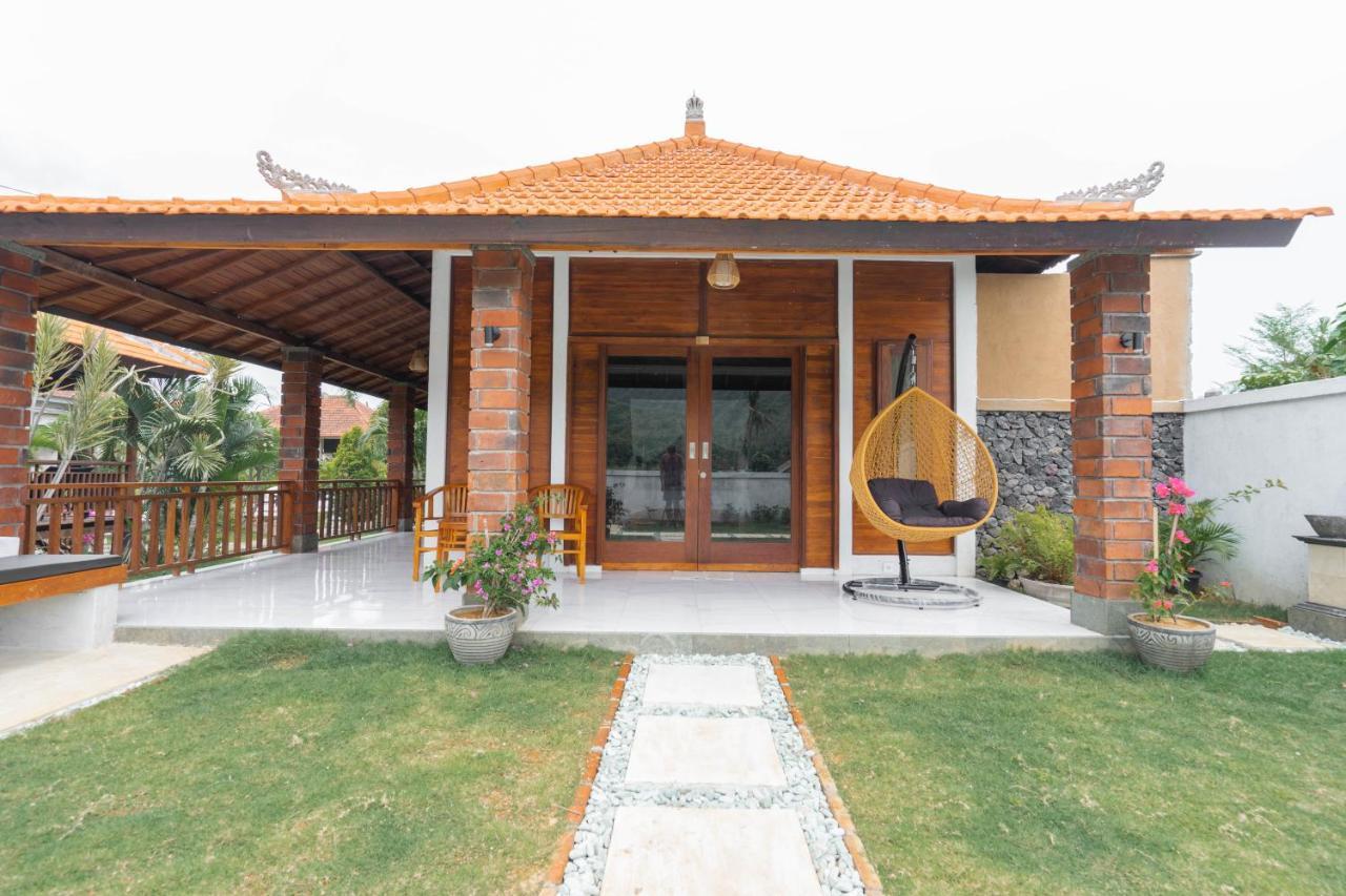 Damar Sanjaya Uttama Villa อาเม็ด ภายนอก รูปภาพ